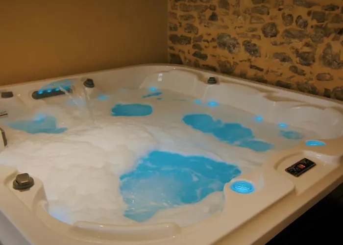 Chateau De Montmireil Tatil Evi