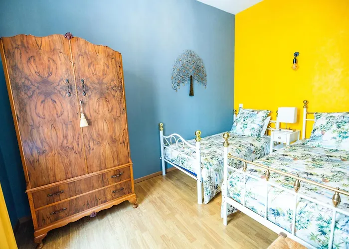 Chateau De Montmireil