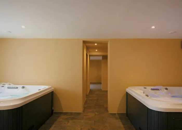 Chateau De Montmireil * Canisy